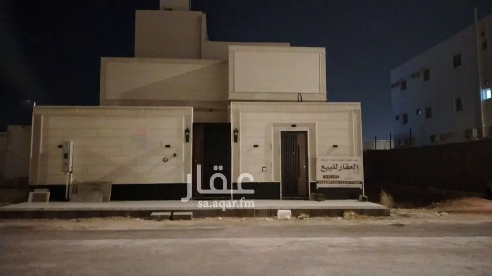 دور للبيع في شارع زهرة بن حميضه, حي الشافية, مدينة المدينه المنوره, منطقة المدينة المنورة 1 صورة