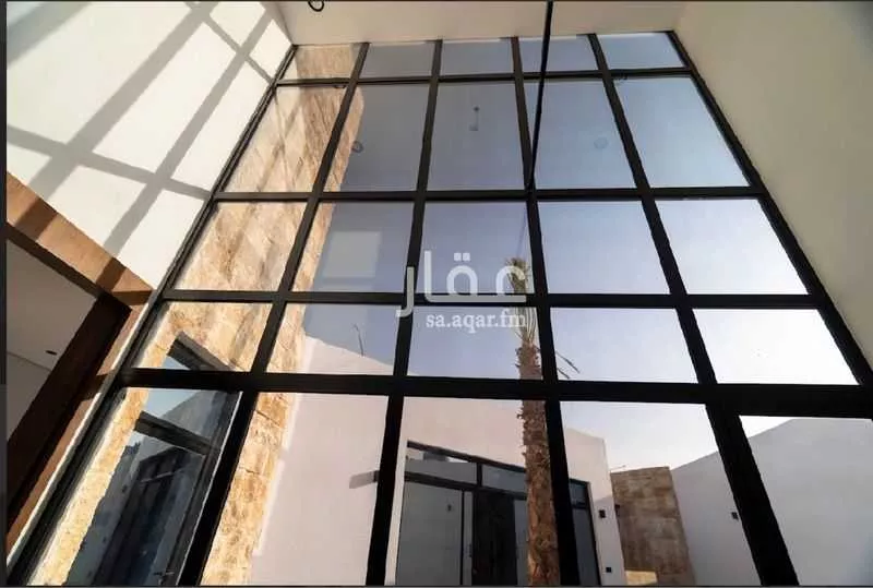 فيلا للبيع في شارع إسماعيل المؤذن, حي القدس, مدينة الرياض, منطقة الرياض 1 صورة