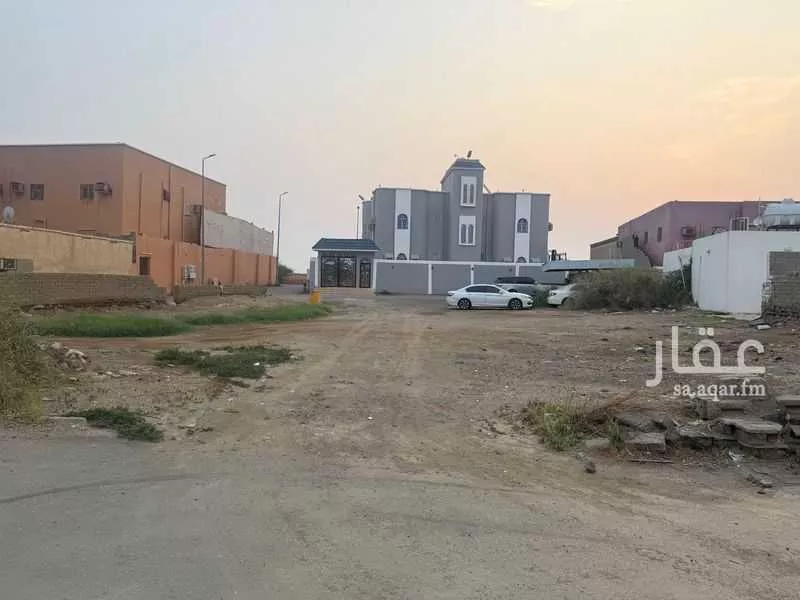 أرض للبيع في شارع المغيرة بن الاخنس ، الدرب ، الدرب 1 صورة