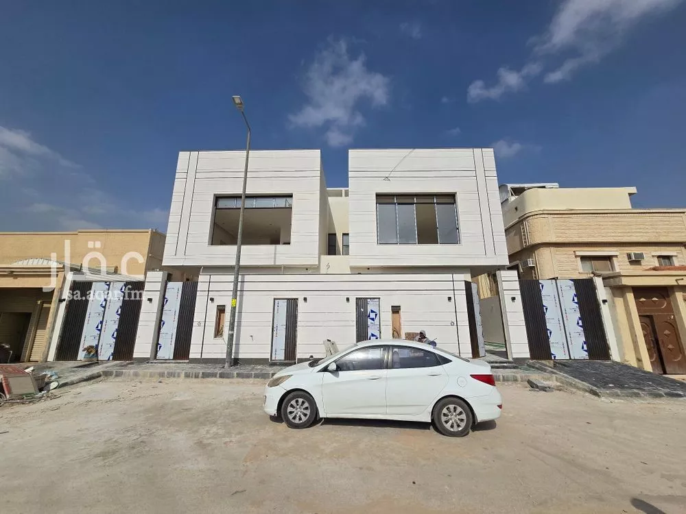 فيلا للبيع في شارع حمود الشغدلي, حي الملك فيصل, مدينة الرياض, منطقة الرياض 1 صورة