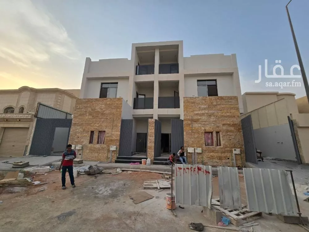 دور للبيع في شارع العريجاء, حي إشبيلية, مدينة الرياض, منطقة الرياض 1 صورة