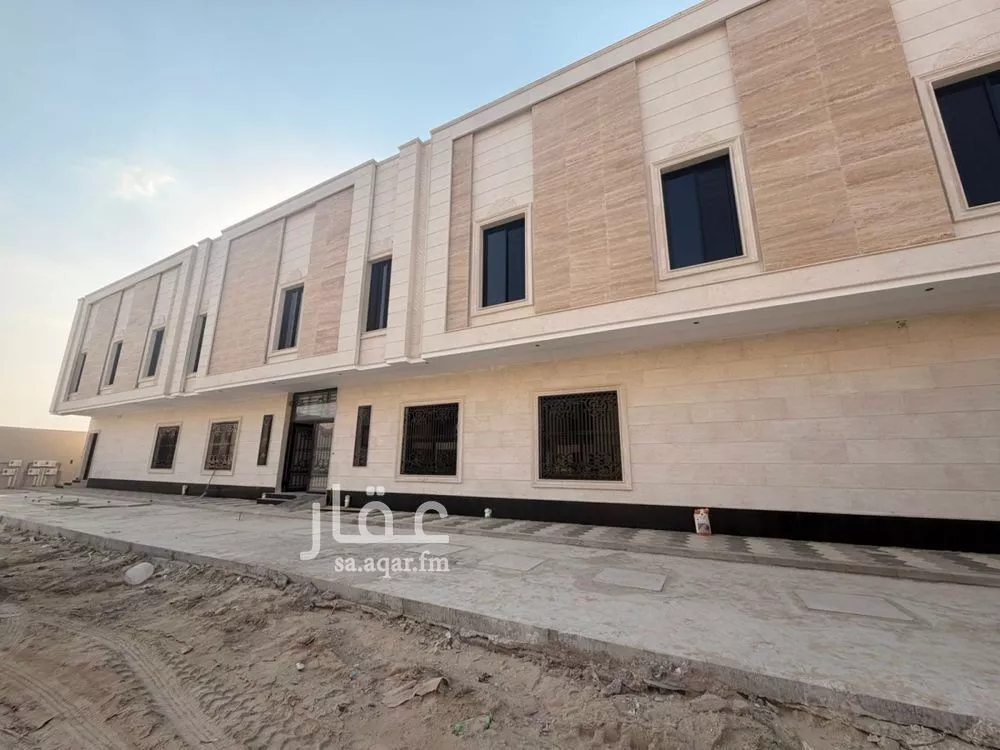 شقة للبيع في شارع الغمام, حي الصواري, مدينة الخبر, المنطقة الشرقية 1 صورة