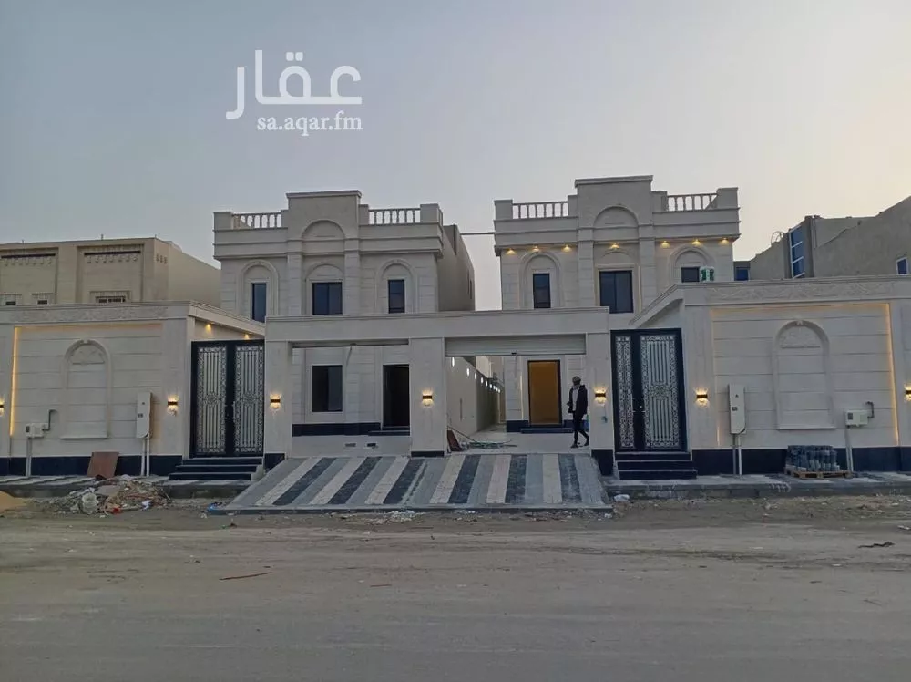 فيلا للبيع في شارع العين, حي اللؤلؤ, مدينة الخبر, المنطقة الشرقية 1 صورة