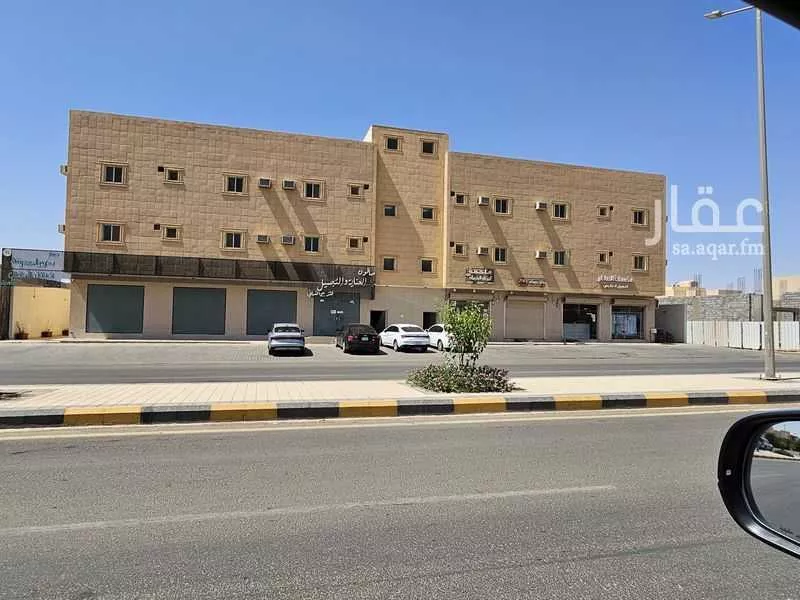 عمارة للبيع في شارع النخيل, حي النزهة, مدينة رياض الخبراء, منطقة القصيم 1 صورة