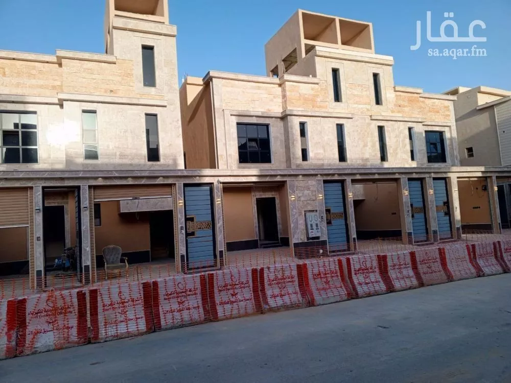 دور للبيع في شارع أحمد بن عبدالرحمن الشهاب, حي طويق, مدينة الرياض, منطقة الرياض 1 صورة