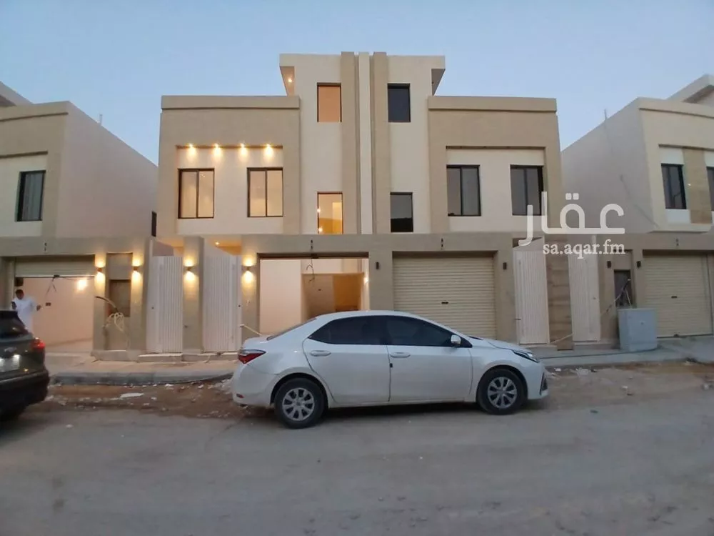 دور للبيع في شارع الفل, حي عكاظ, مدينة الرياض, منطقة الرياض 1 صورة