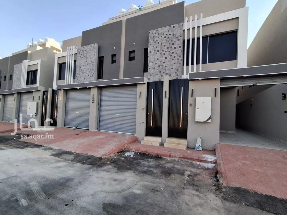دور للبيع في شارع جبل الحسي, حي بدر, مدينة الرياض, منطقة الرياض 1 صورة