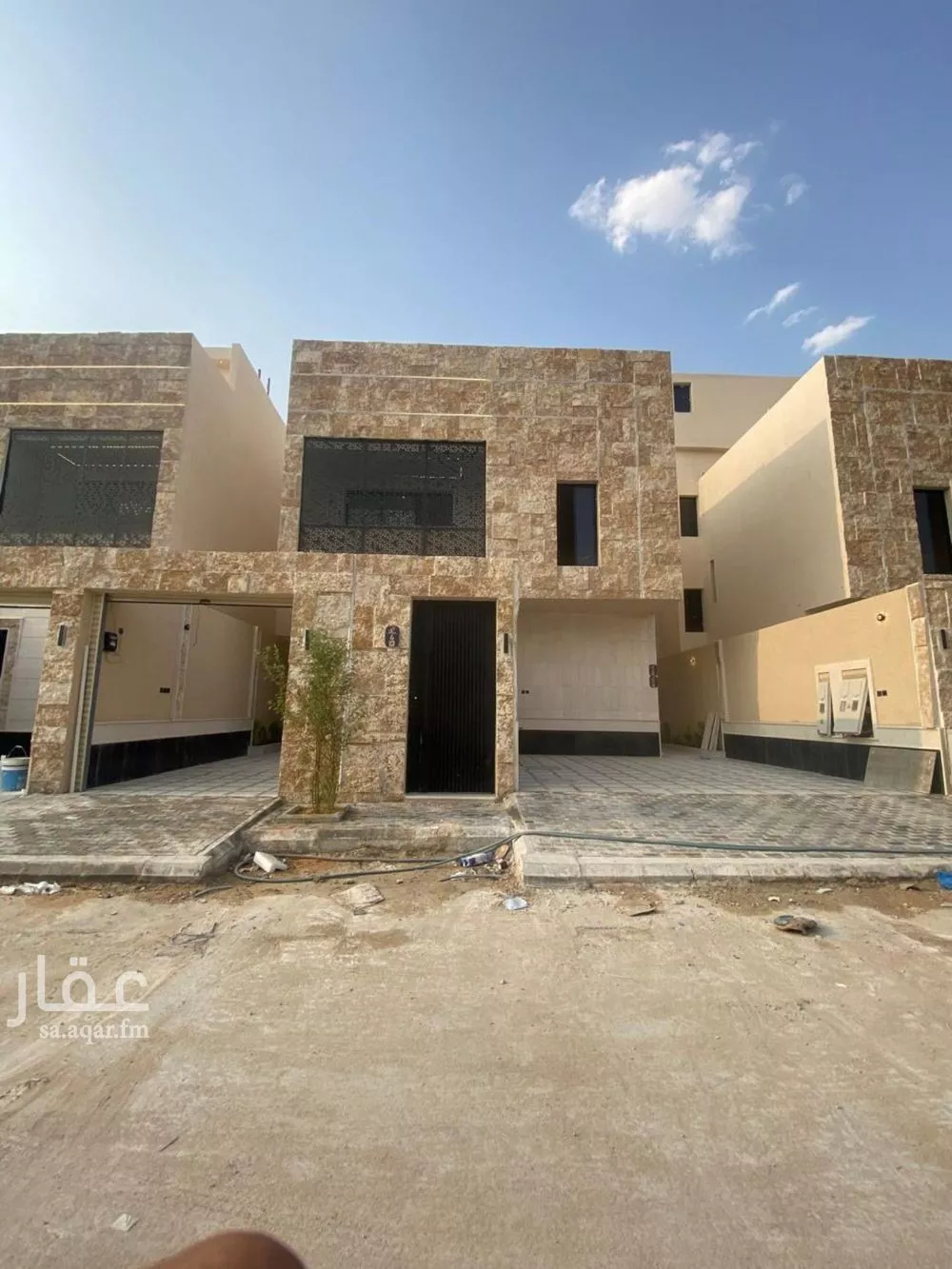 دور للبيع في شارع نصر الله الدينوري, حي طويق, مدينة الرياض, منطقة الرياض 1 صورة
