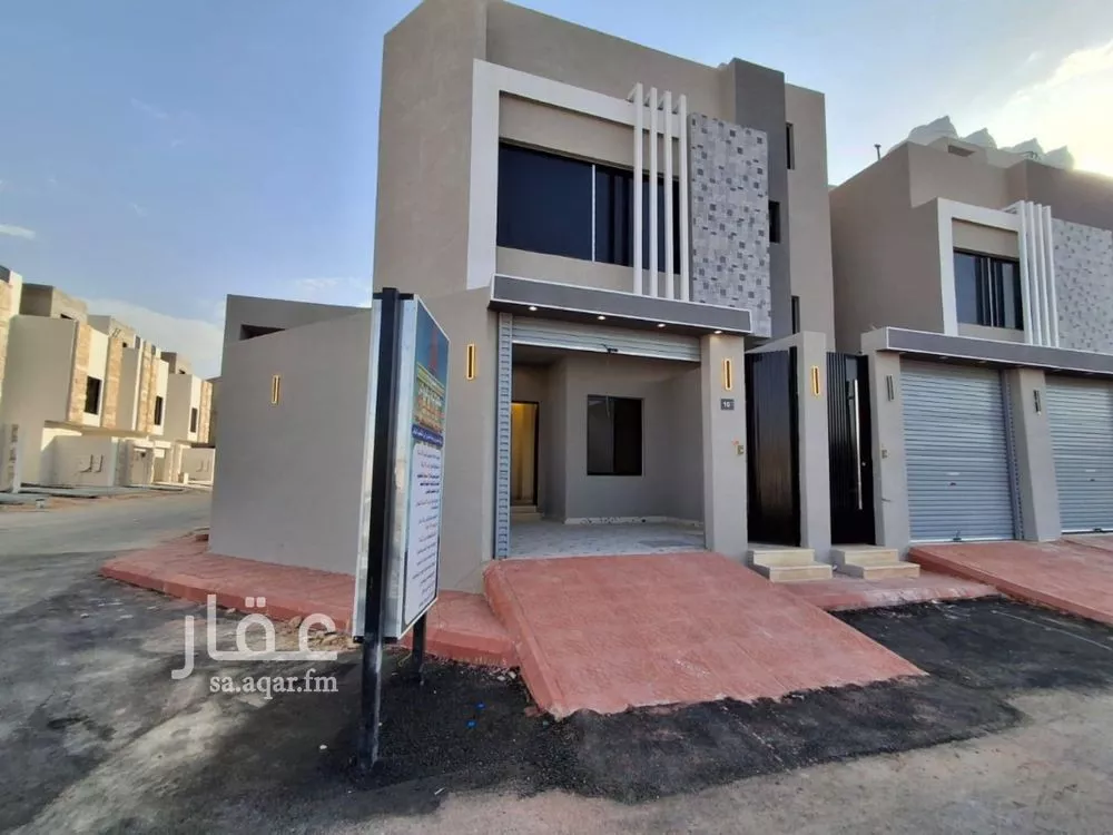دور للبيع في شارع جبل الحواطب, حي بدر, مدينة الرياض, منطقة الرياض 1 صورة