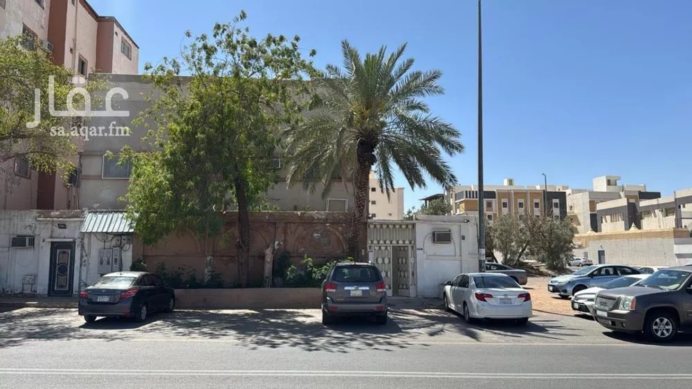 عمارة للبيع في شارع الامام ابو حنيفه, حي الراية, مدينة المدينه المنوره, منطقة المدينة المنورة 1 صورة