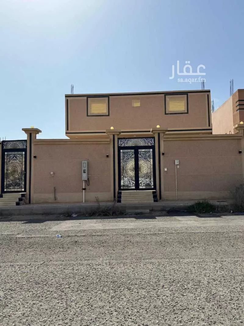 دور للبيع في شارع سلمة بن امية ، حي طيبة ، المدينة المنورة ، منطقة المدينة المنورة 1 صورة