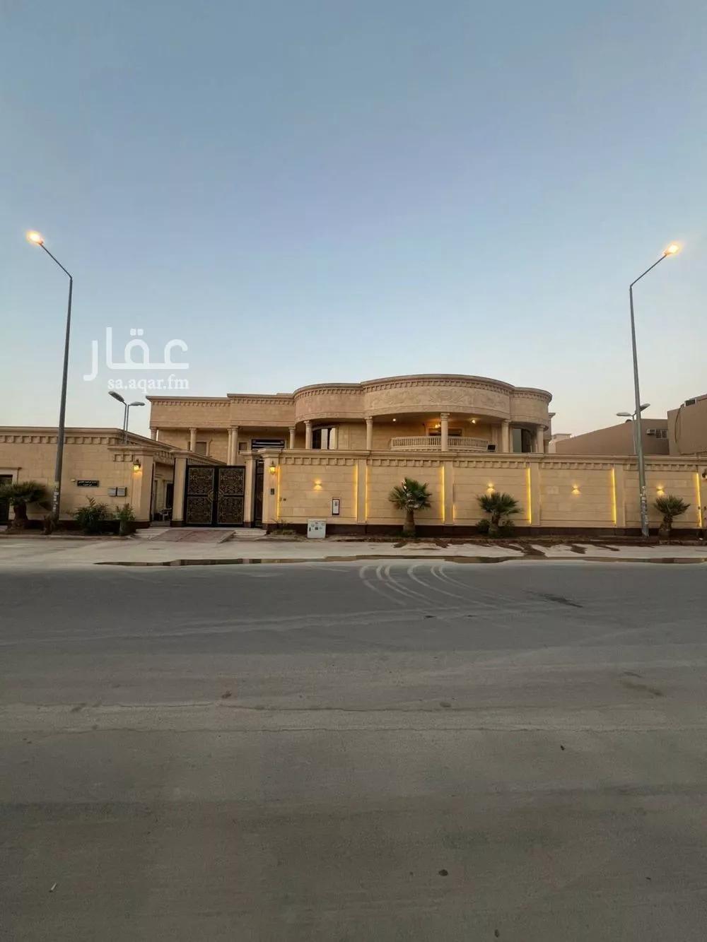 فيلا للبيع في شارع البشائر, حي الحمراء, مدينة الرياض, منطقة الرياض 1 صورة