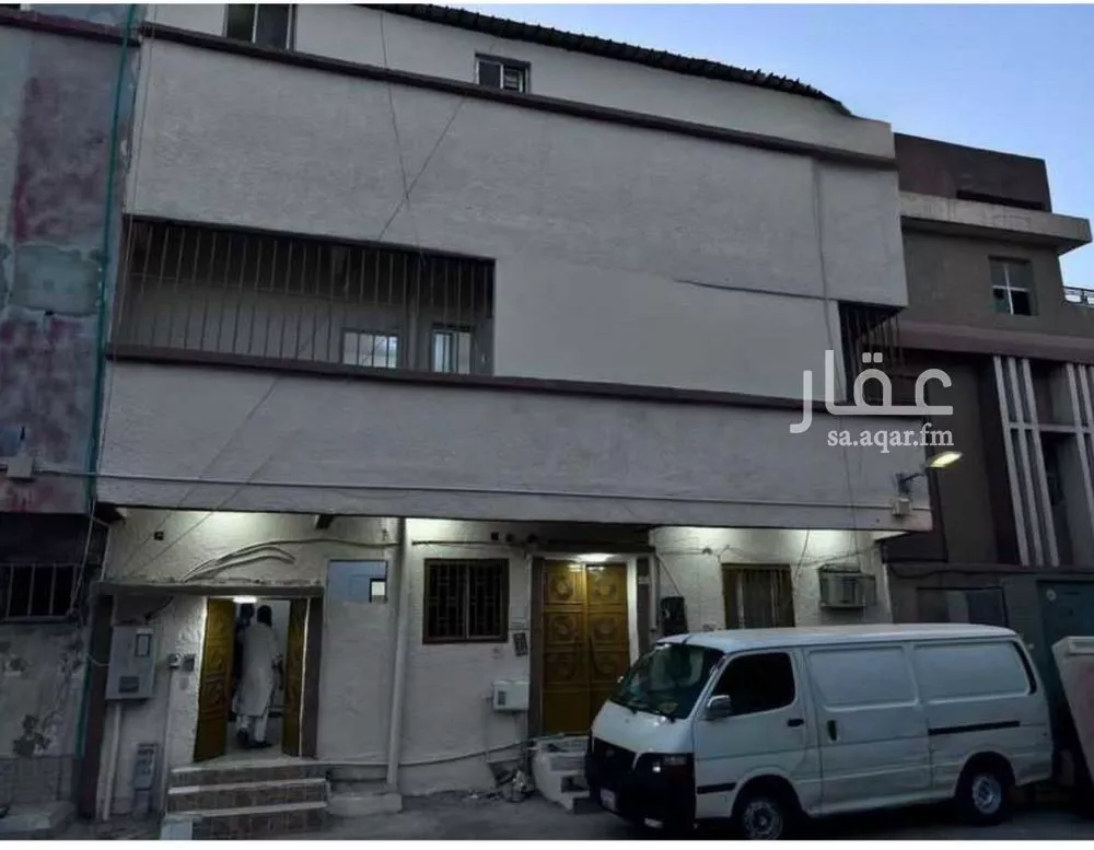 عمارة للبيع في شارع الأمير نواف بن عبدالعزيز, حي أم الحمام الشرقي, مدينة الرياض, منطقة الرياض 1 صورة