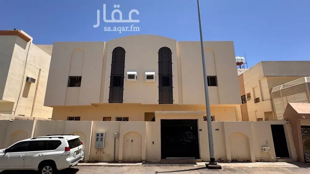 عمارة للبيع في شارع اسحاق بن ابي بكر المديني, حي الدفاع, مدينة المدينه المنوره, منطقة المدينة المنورة 1 صورة