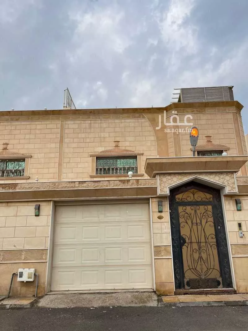 فيلا للبيع في شارع سماك بن سعد, حي شظاة, مدينة المدينة المنورة, منطقة المدينة المنورة 1 صورة