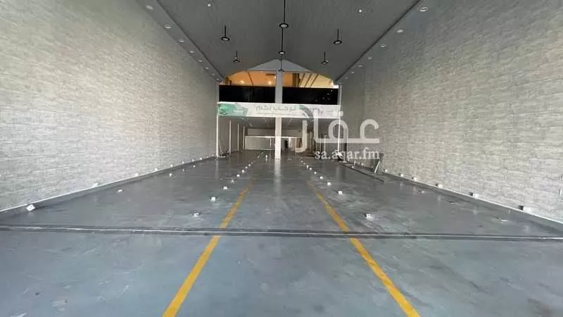 محل للإيجار في طريق الملك عبدالعزيز ، حي الصفا ، جازان ، منطقة جازان 1 صورة