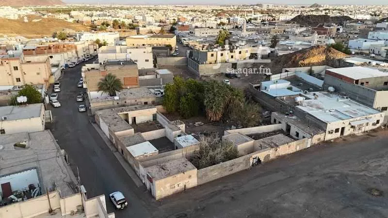 أرض للبيع في شارع الزبير بن عبدالرحمن بن الزبير, حي النخيل, مدينة المدينه المنوره, منطقة المدينة المنورة 1 صورة