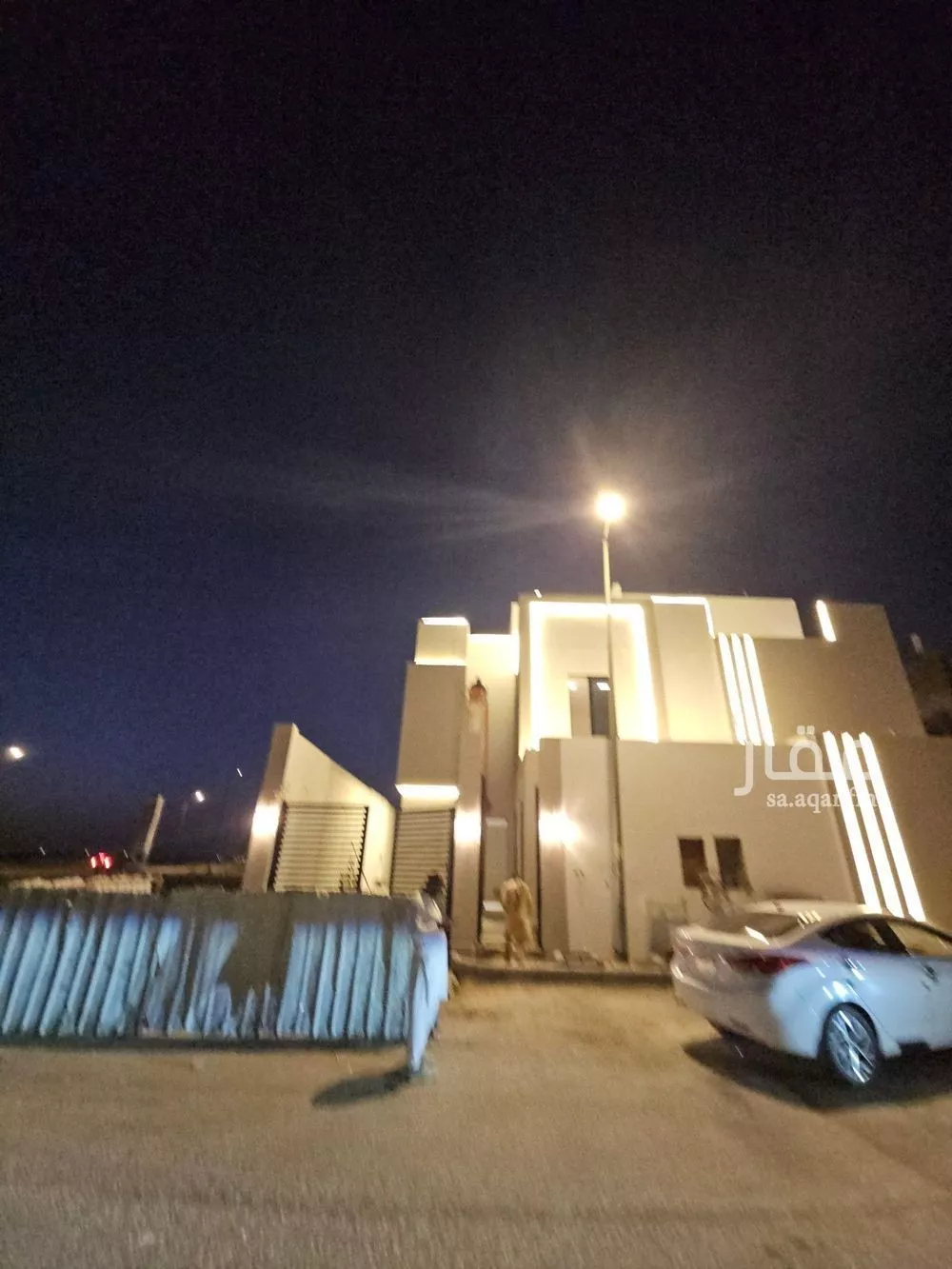 فيلا للإيجار في شارع البكري الصديقي, حي القيروان, مدينة الرياض, منطقة الرياض 1 صورة