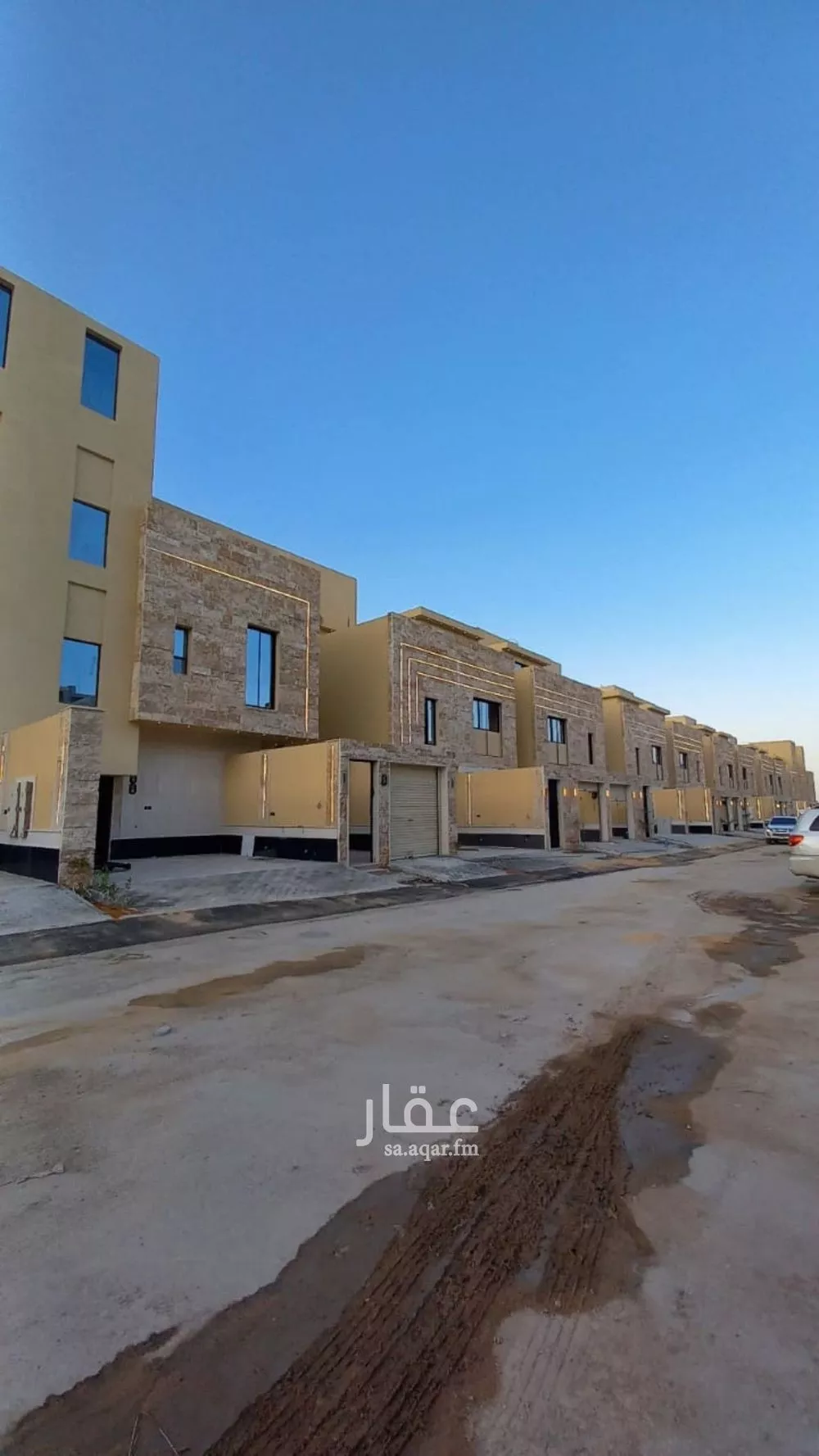 دور للبيع في شارع عبدالعزيز الأهواني, حي طويق, مدينة الرياض, منطقة الرياض 1 صورة