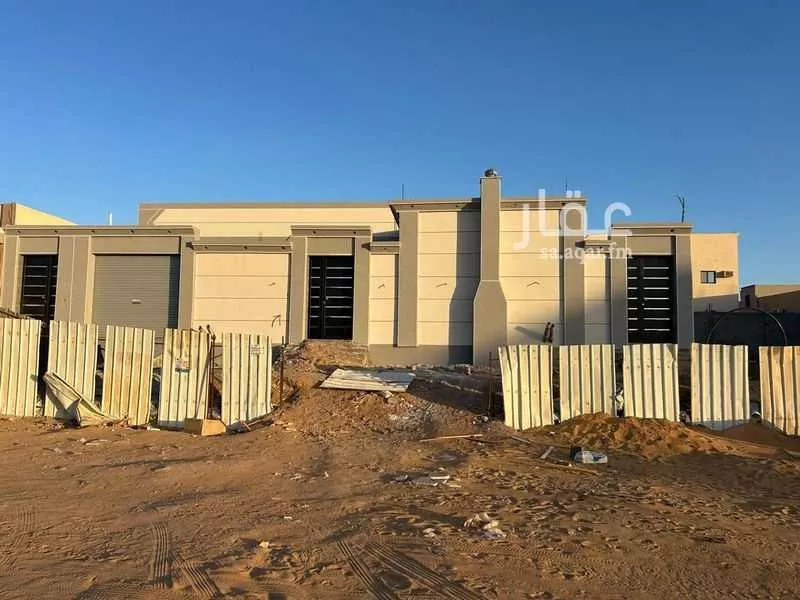 دور للبيع في شارع ابن زيتون, حي النخيل, مدينة تبوك, منطقة تبوك 1 صورة