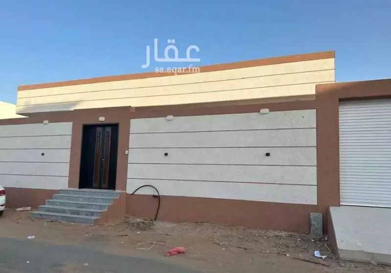 دور للبيع في شارع الناصر محمد بن قلاوون, حي الزهراء, مدينة تبوك, منطقة تبوك 1 صورة
