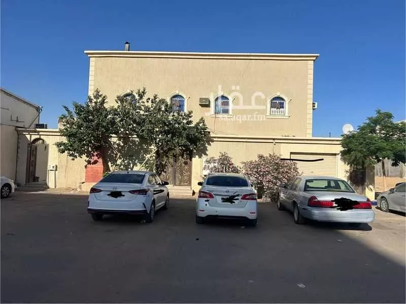عمارة للبيع في شارع شارع ابن ربيعة, حي القادسية الثانى, مدينة تبوك, منطقة تبوك 1 صورة