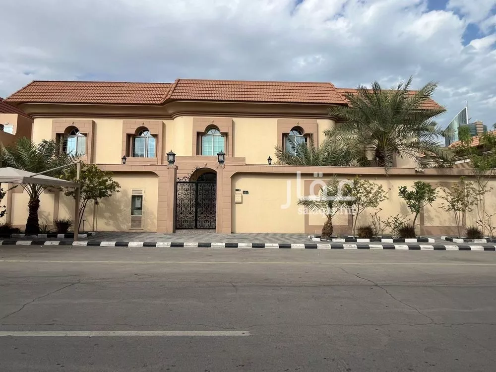 فيلا للبيع في حي الحزام الأخضر, مدينة الخبر, المنطقة الشرقية 1 صورة