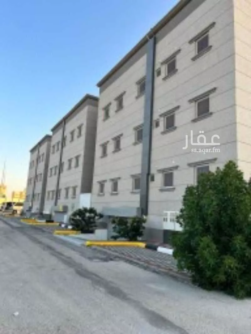 عمارة للإيجار في شارع النبطيه, حي البستان, مدينة الاحساء, المنطقة الشرقية 1 صورة
