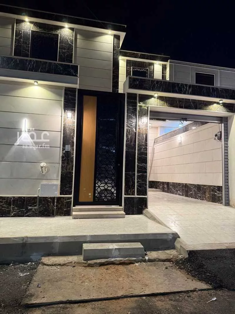 دور للبيع في شارع اوس ابن اوس, حي سكة الحديد, مدينة المدينة المنورة, منطقة المدينة المنورة 1 صورة