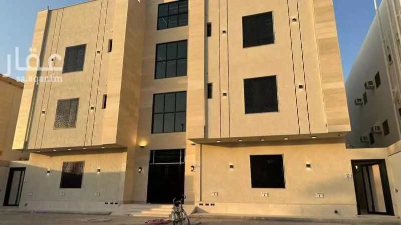 شقة للبيع في شارع ابن ابي الشواب, حي الدفاع, مدينة المدينة المنورة, منطقة المدينة المنورة 1 صورة