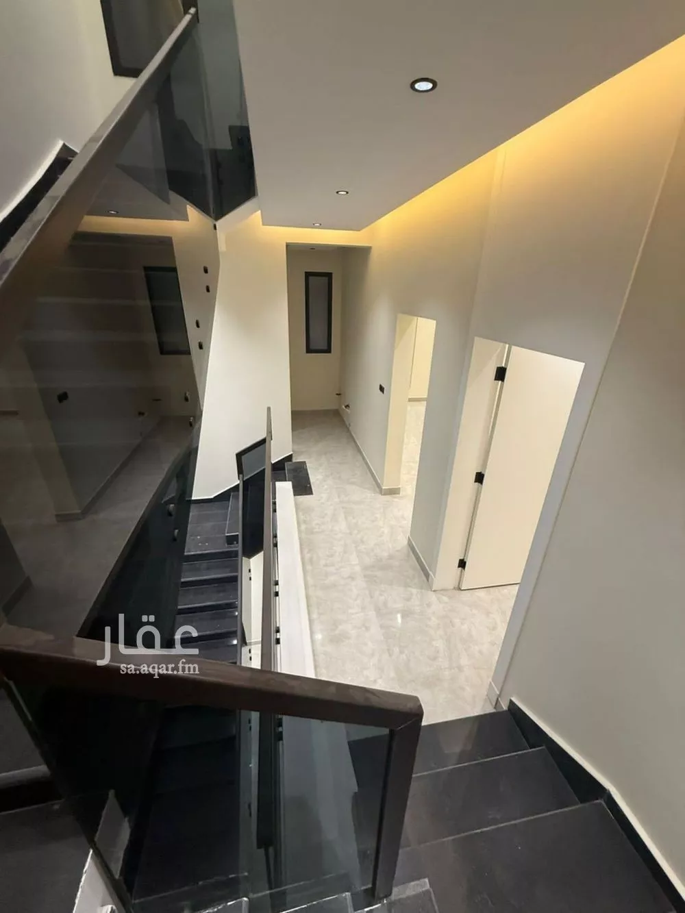 فيلا للبيع في شارع علاء الدين القرشي, حي العوالي, مدينة الرياض, منطقة الرياض 1 صورة