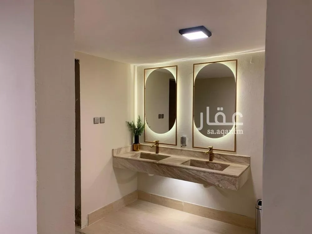 فيلا للبيع في شارع ضرية, حي الفاخرية, مدينة الرياض, منطقة الرياض 1 صورة