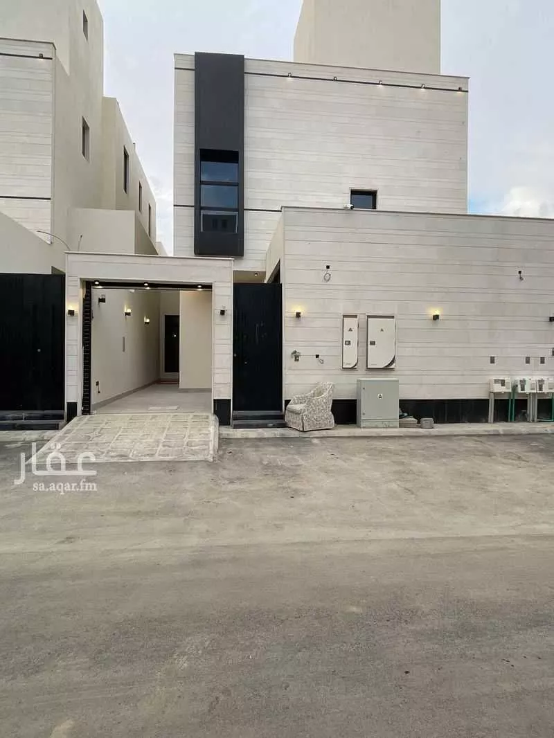 دور للبيع في شارع بركة بن نزار, حي الرمال, مدينة الرياض, منطقة الرياض 1 صورة