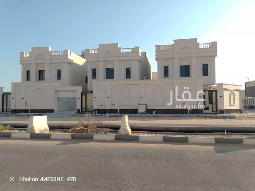 فيلا للبيع في حي الشراع, مدينة الخبر, المنطقة الشرقية 1 صورة