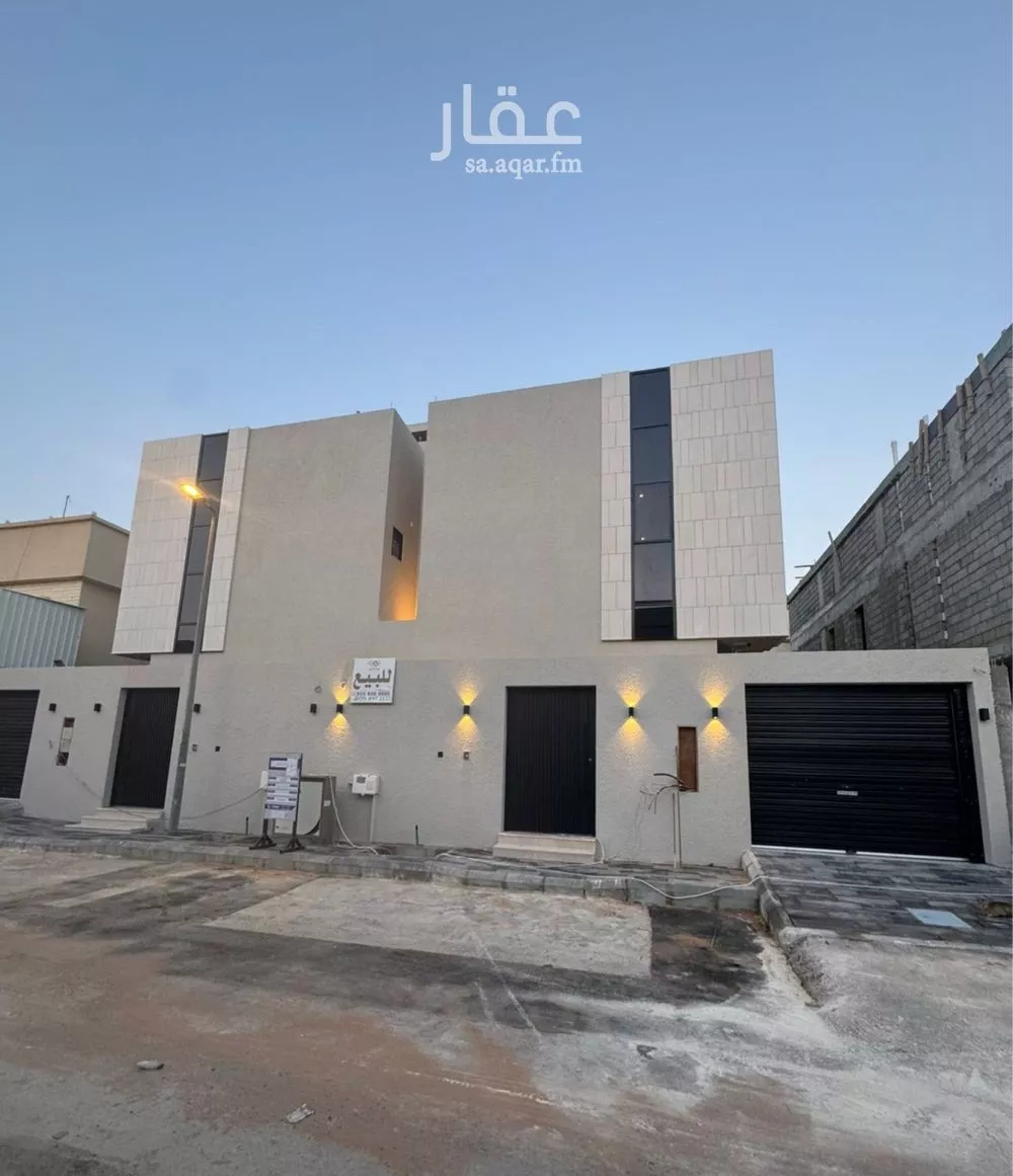 فيلا للبيع في شارع عبدالقادر الجزار, حي ظهرة البديعة, مدينة الرياض, منطقة الرياض 1 صورة