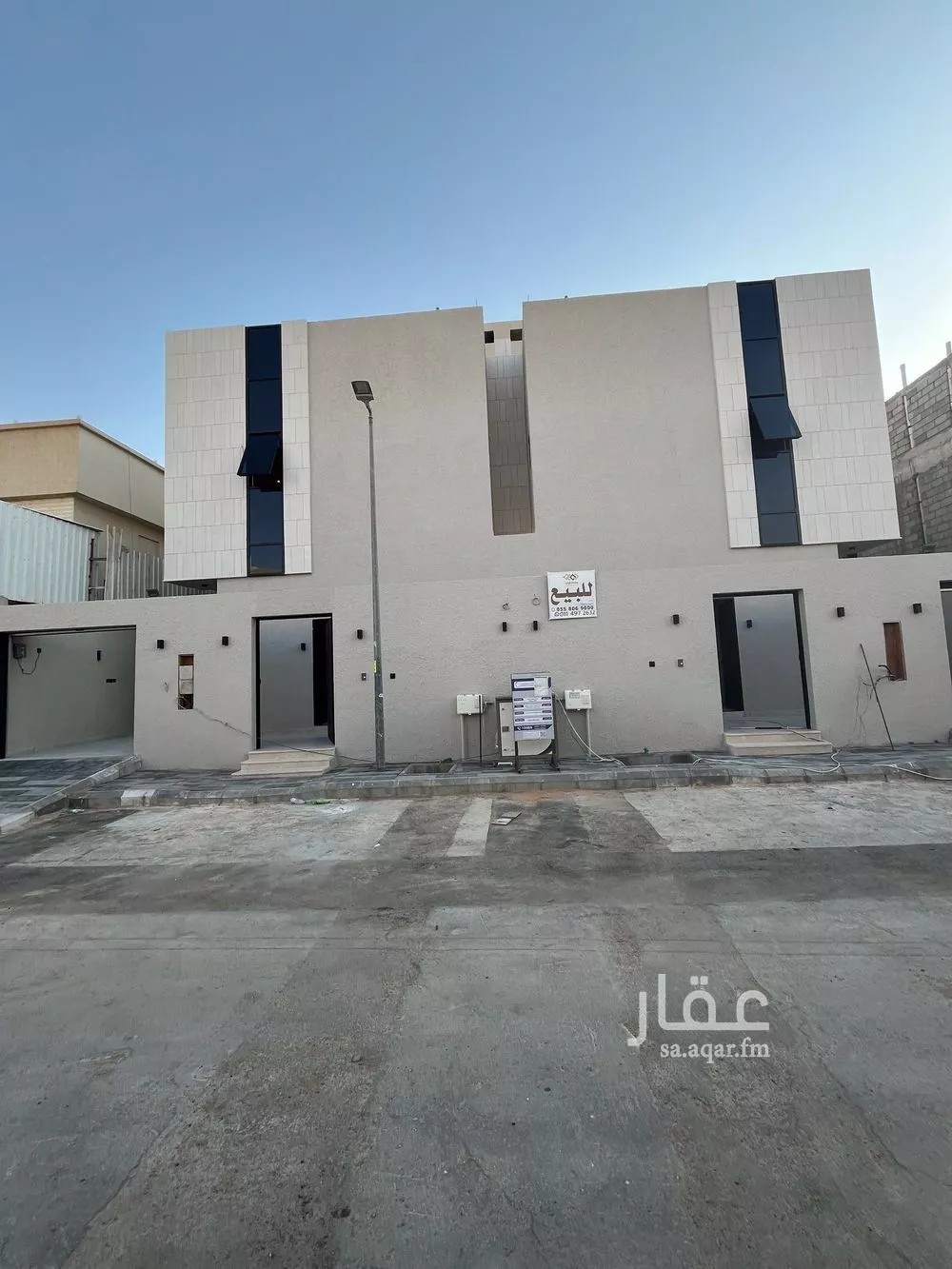 فيلا للبيع في شارع عبدالقادر الجزار, حي ظهرة البديعة, مدينة الرياض, منطقة الرياض 1 صورة