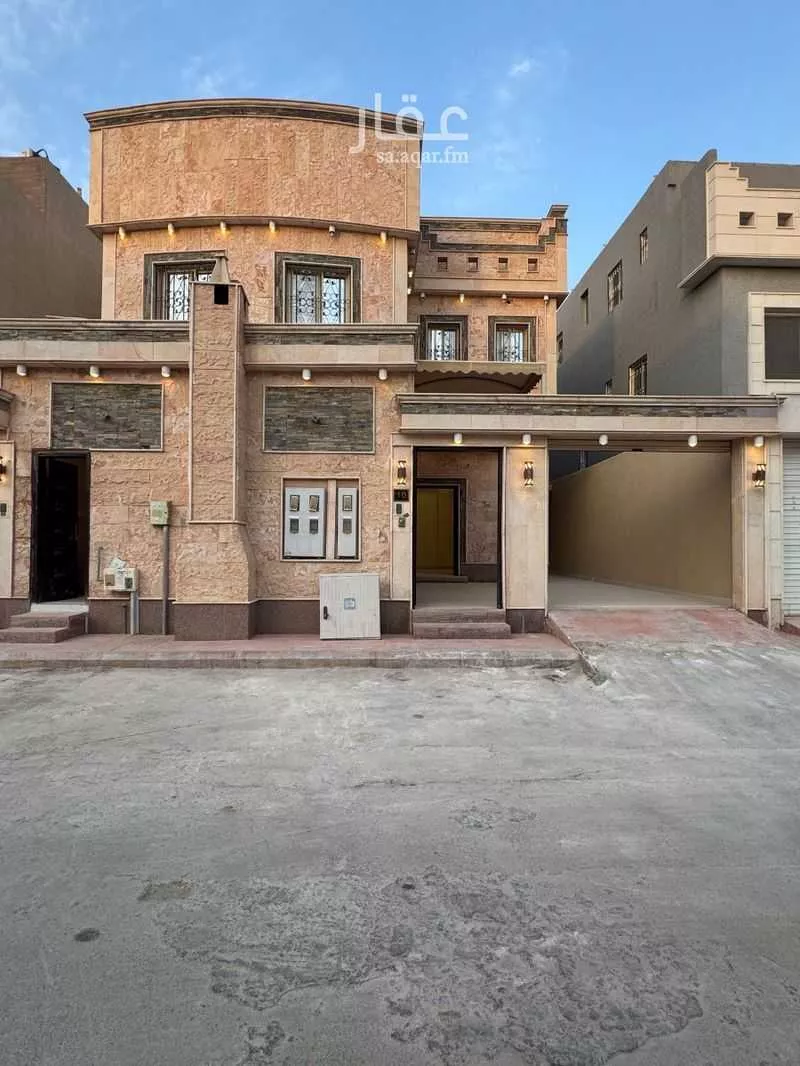 فيلا للبيع في شارع بويط, حي إشبيلية, مدينة الرياض, منطقة الرياض 1 صورة