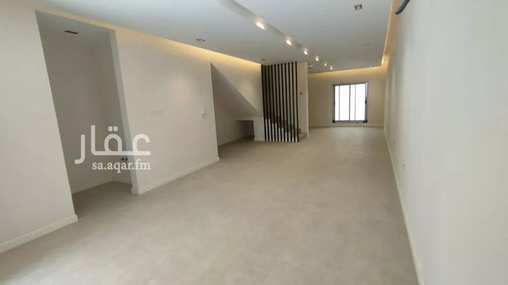 فيلا للإيجار في شارع أبي الفرج الضحاك, حي العارض, مدينة الرياض, منطقة الرياض 1 صورة