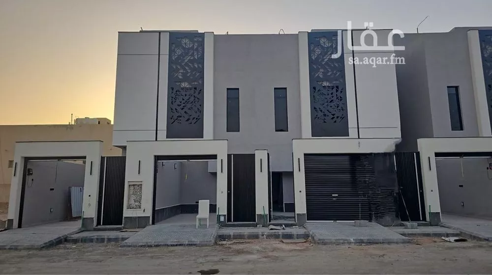 دور للبيع في شارع رقم 206, حي الجنادرية, مدينة الرياض, منطقة الرياض 1 صورة