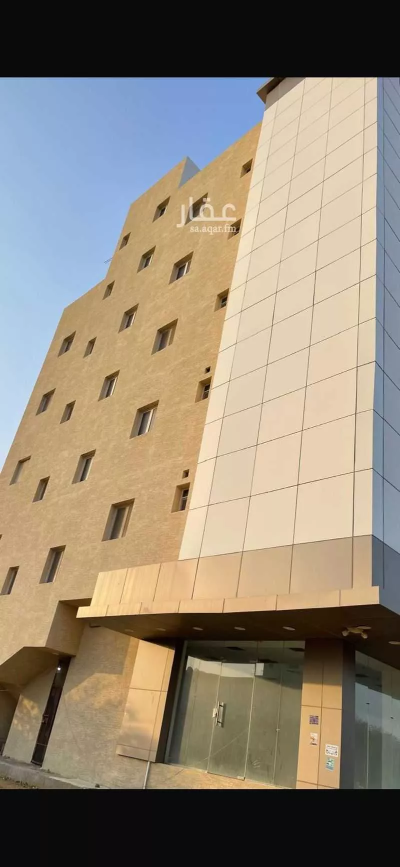 عمارة للبيع في شارع طريق الملك فهد, حي الشاطئ, مدينة جازان, منطقة جازان 1 صورة