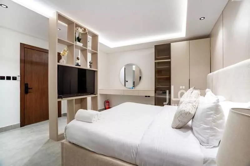 استديو مفروش للحجز في شارع محمد بن عبدالعزيز الدغيثر ، حي الملقا ، الرياض ، منطقة الرياض 1 صورة