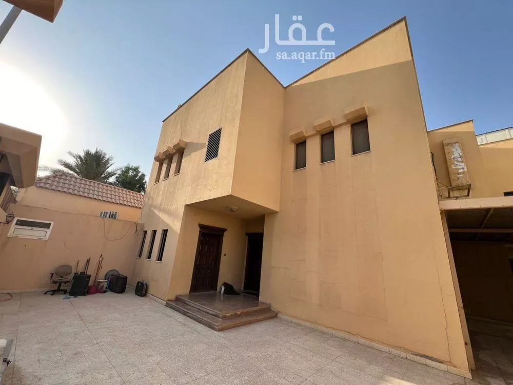 فيلا للإيجار في شارع أبي المحاسن الطوسي, حي الورود, مدينة الرياض, منطقة الرياض 1 صورة