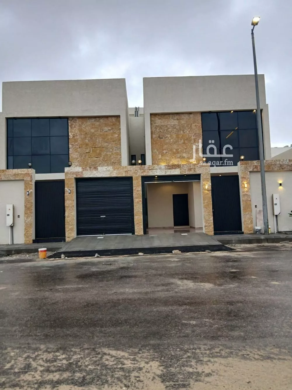 فيلا للبيع في شارع الخفجي, حي ضاحية الملك فهد, مدينة الدمام, المنطقة الشرقية 1 صورة