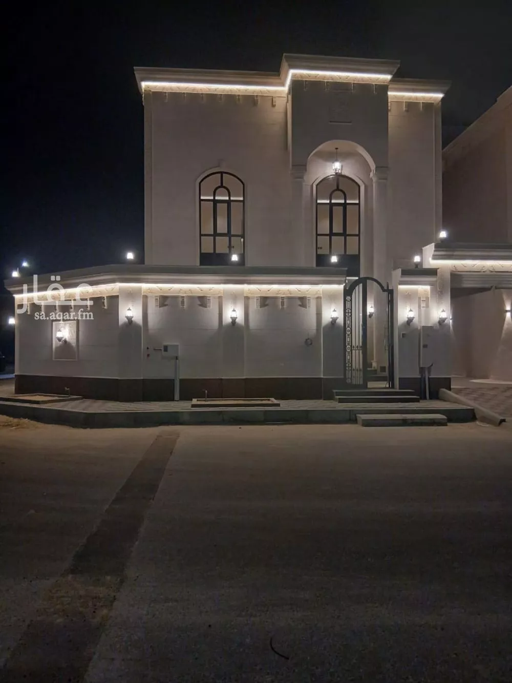 فيلا للبيع في شارع 11ب, حي الصواري, مدينة الخبر, المنطقة الشرقية 1 صورة