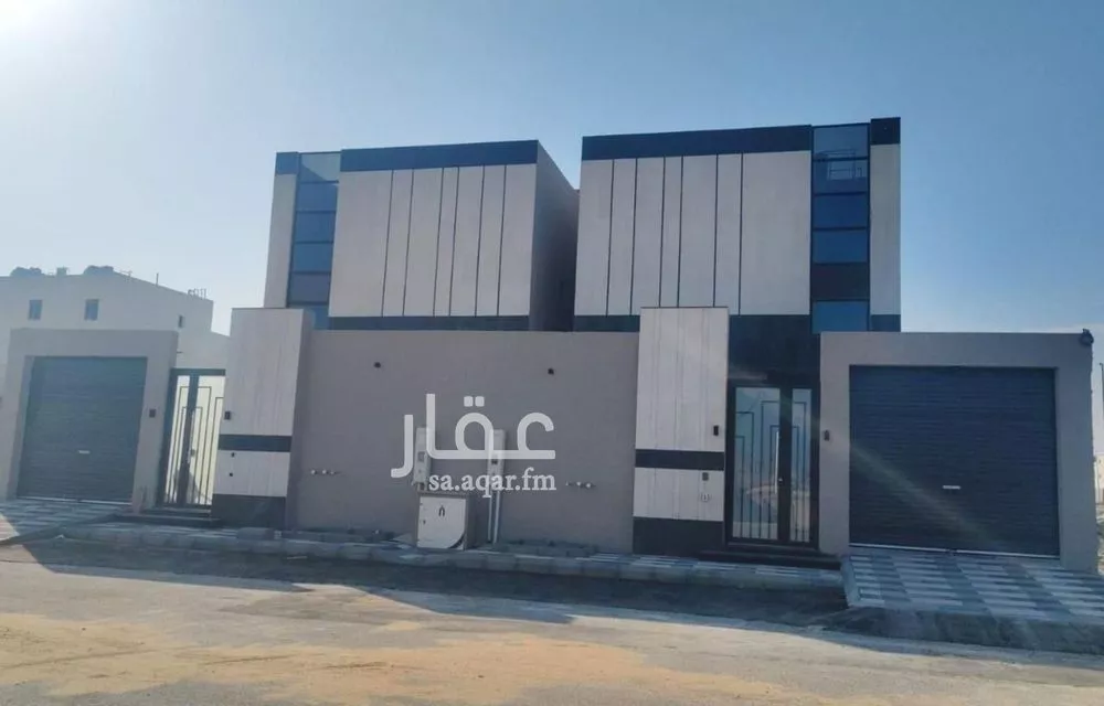 فيلا للبيع في شارع ابو التمام البغدادي, حي ضاحية الملك فهد, مدينة الدمام, المنطقة الشرقية 1 صورة