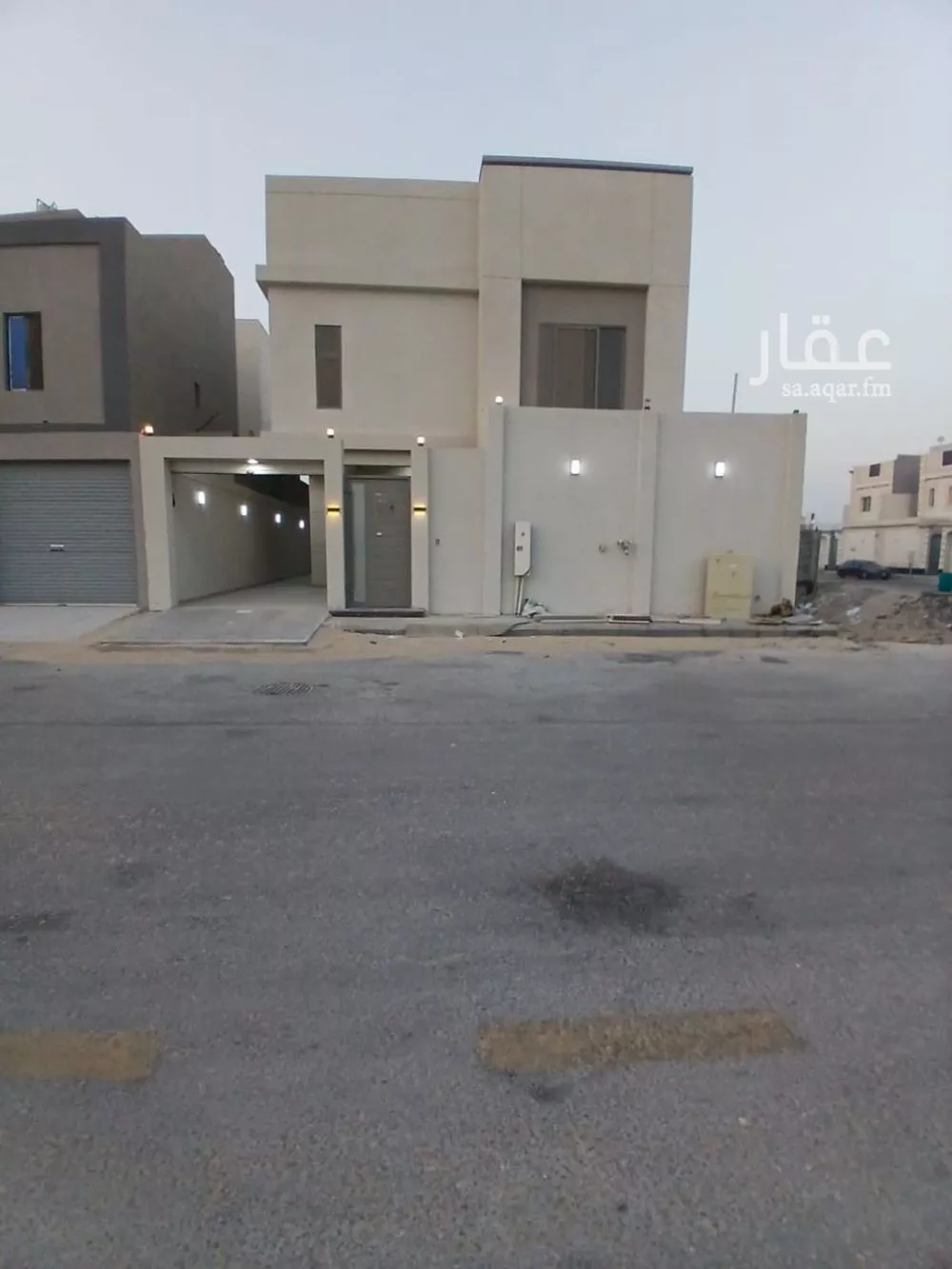 فيلا للبيع في شارع اليسر, حي الأمواج, مدينة الخبر, المنطقة الشرقية 1 صورة