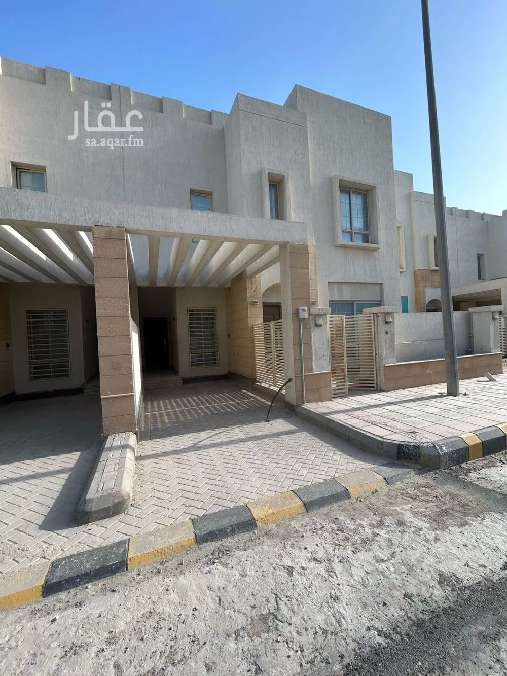 فيلا للبيع في حي الأمواج, مدينة الخبر, المنطقة الشرقية 1 صورة