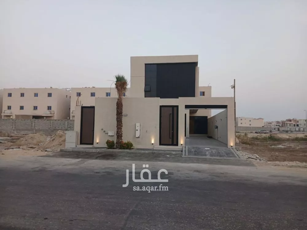 فيلا للبيع في شارع الولاء, حي الأمواج, مدينة الخبر, المنطقة الشرقية 1 صورة