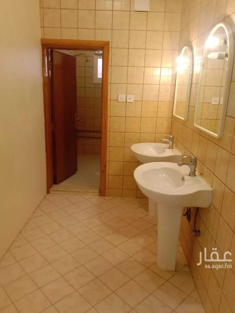 شقة للبيع في شارع شارع الدامون, حي الوصايف, مدينة ابها, منطقة عسير 1 صورة