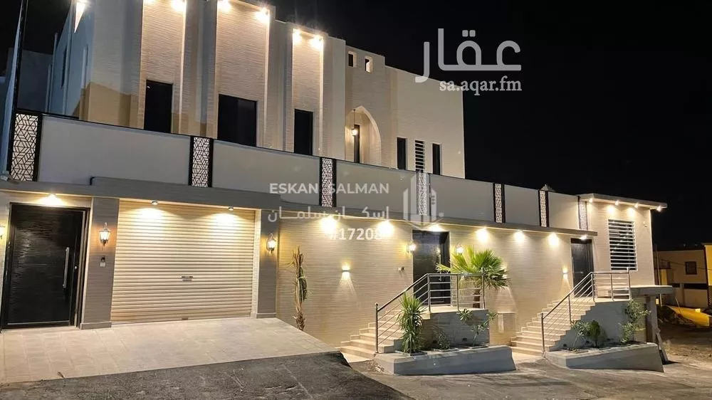 فيلا للبيع في شارع قدامة ابن مظعون, حي شكر, مدينة خميس مشيط, منطقة عسير 1 صورة